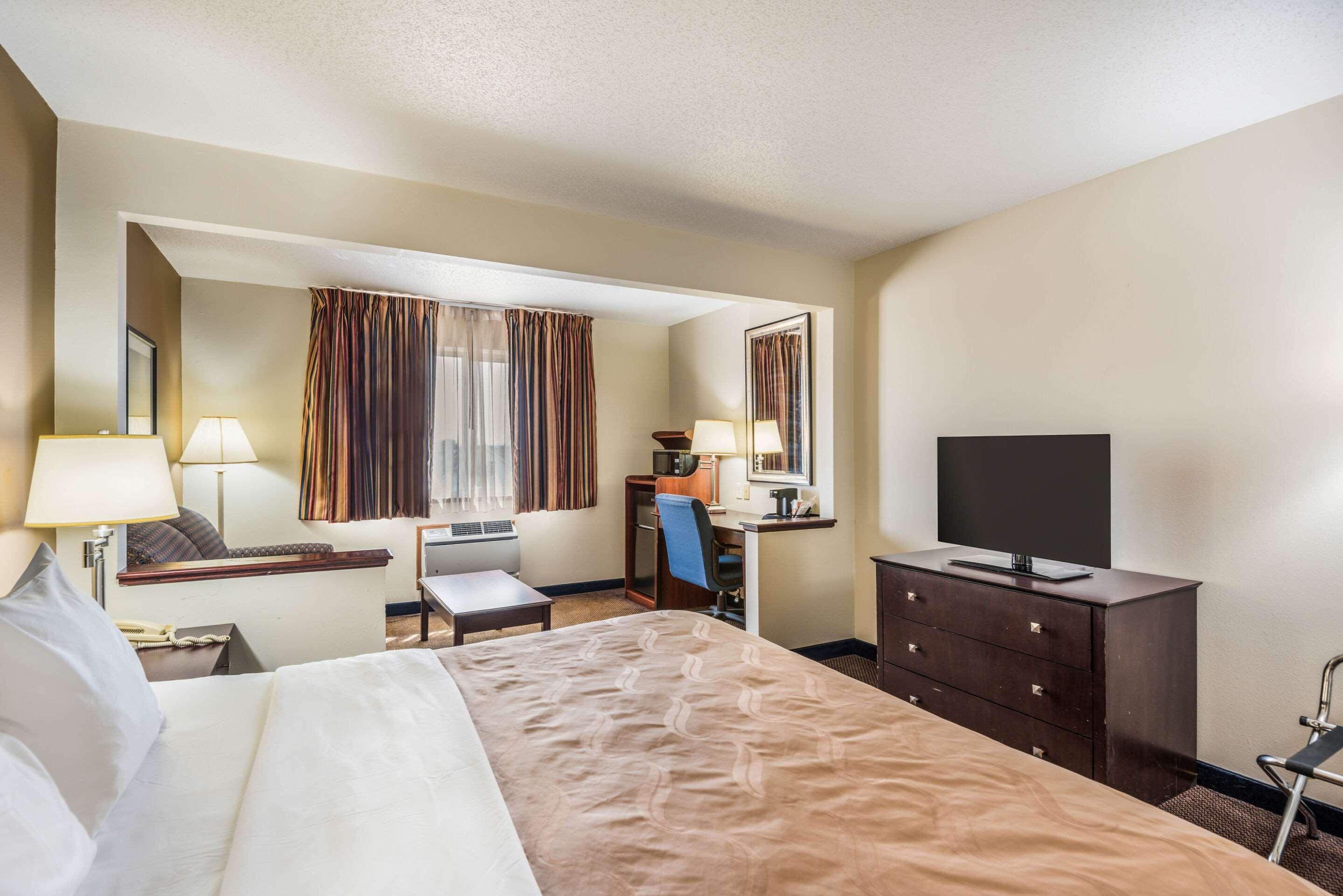 Quality Inn & Suites Eldridge Davenport North Eksteriør bilde