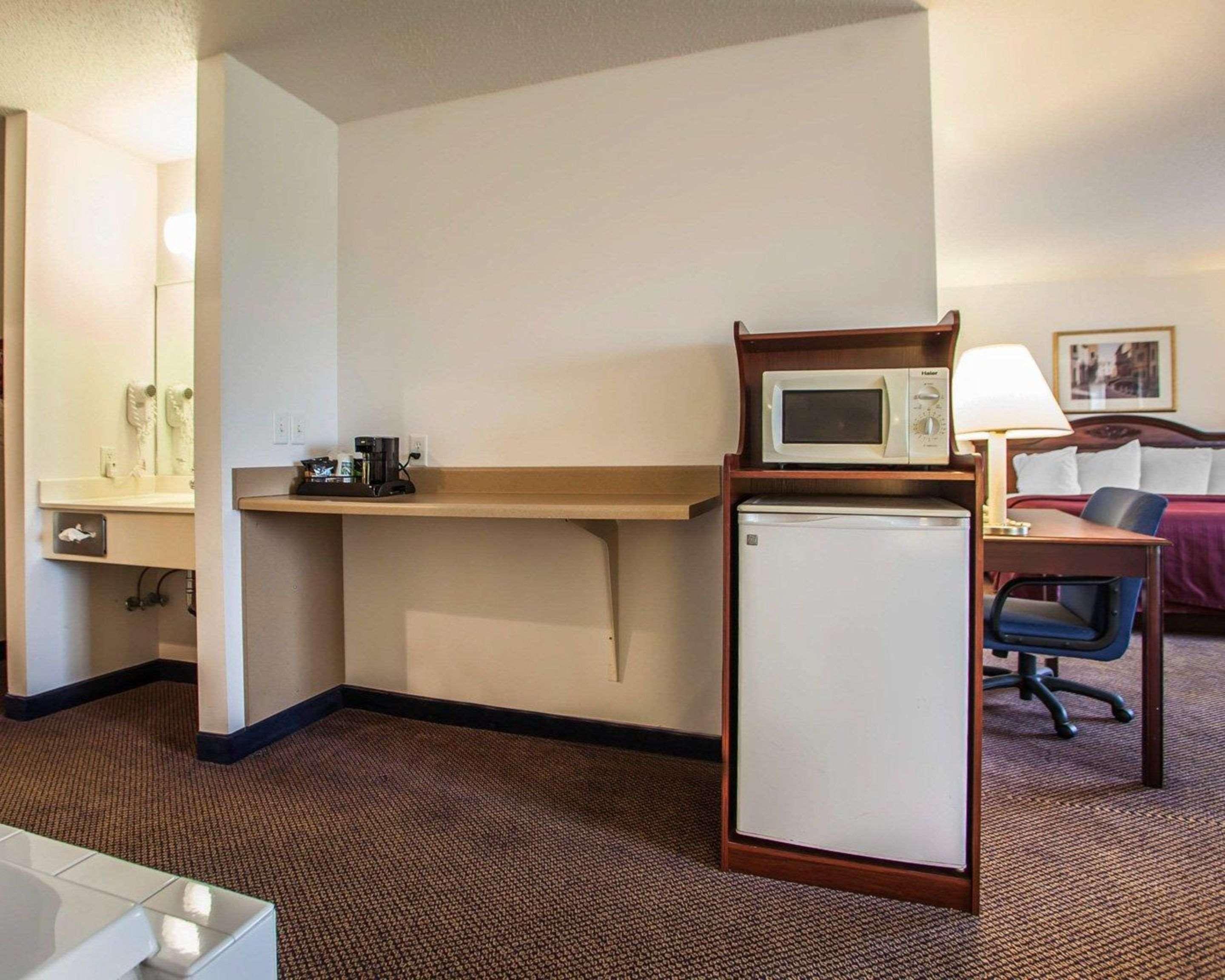 Quality Inn & Suites Eldridge Davenport North Eksteriør bilde