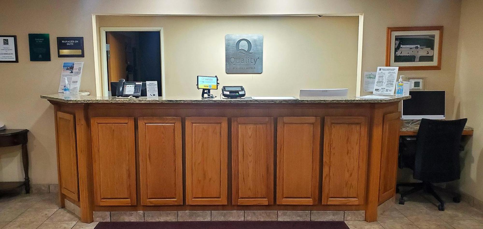Quality Inn & Suites Eldridge Davenport North Eksteriør bilde