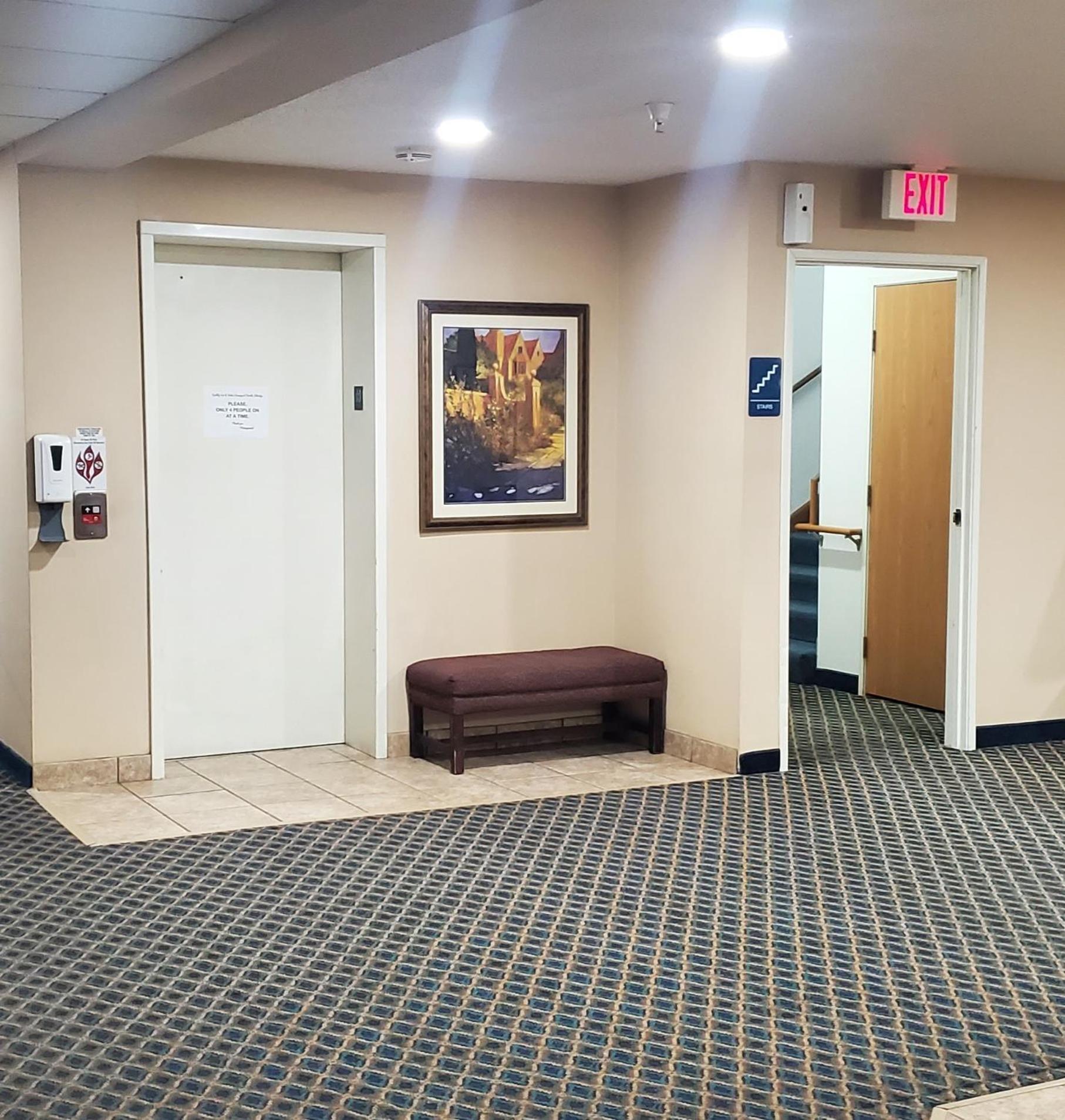 Quality Inn & Suites Eldridge Davenport North Eksteriør bilde